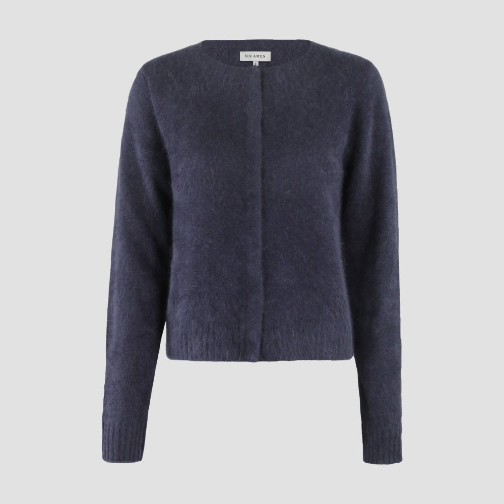 Six Ames Vaskebjørnsstrik Cardigan Ulrikka Night Sky