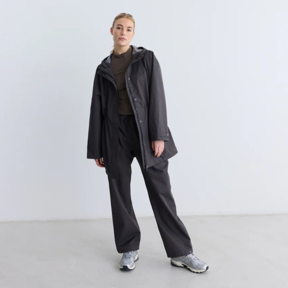 RETHINKIT Trousers Rainshell Almost Black