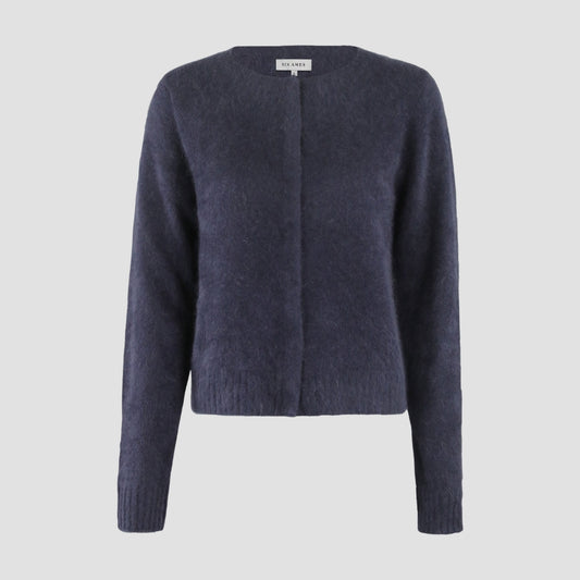 Six Ames Vaskebjørnsstrik  Cardigan Ulrikka Night Sky