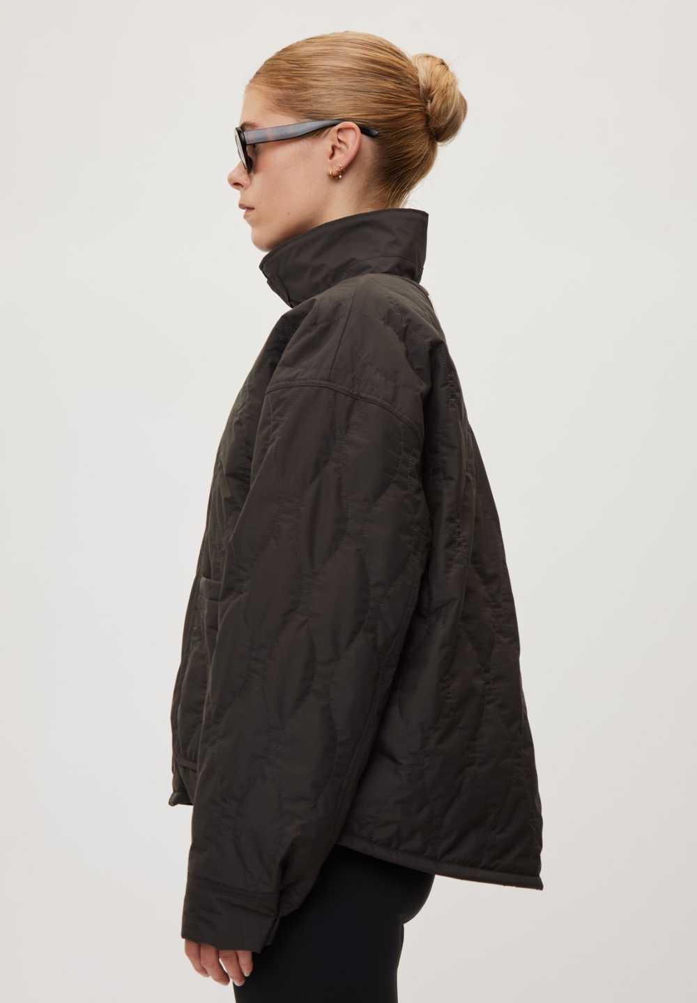 RETHINKIT Quilted Jacket Field Almost Black