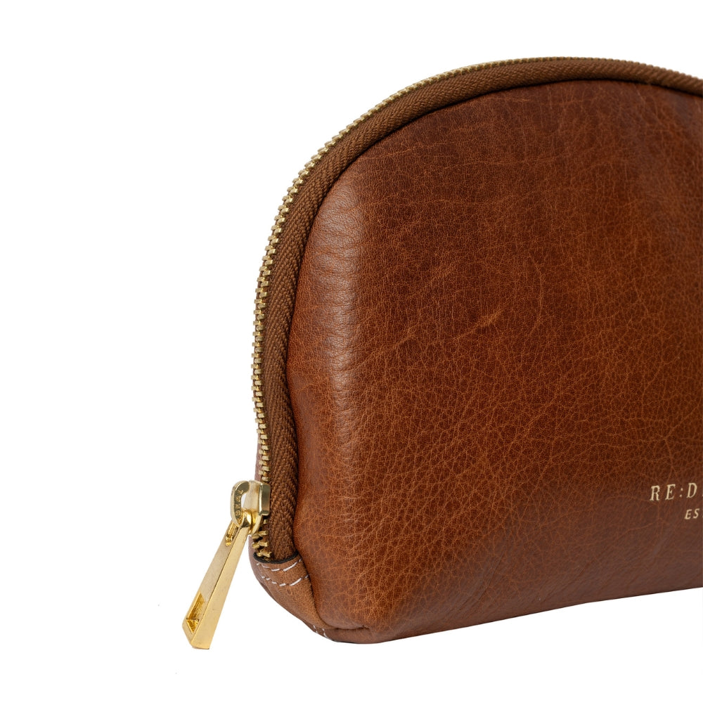 RE:DESIGNED  Makeup Pung Hoshi  Walnut